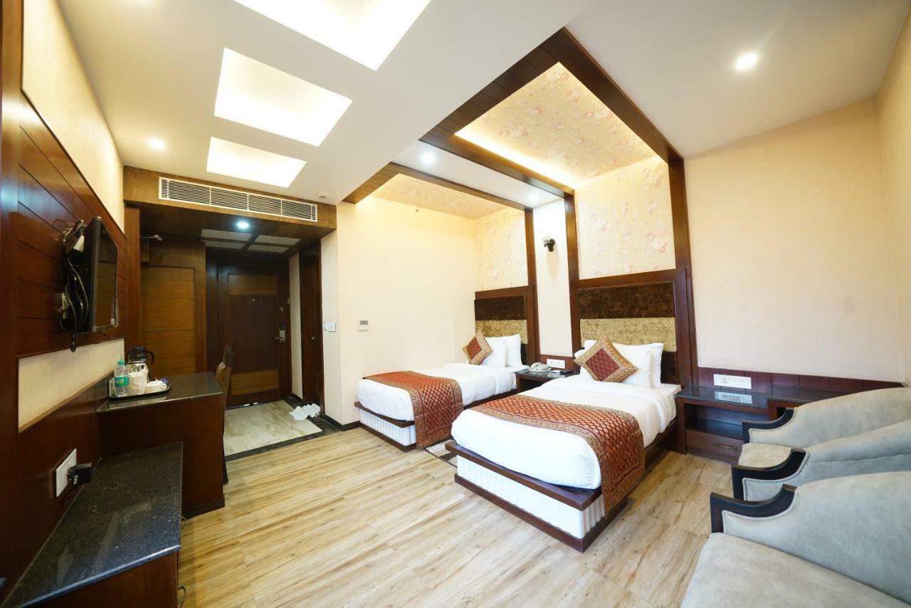 Square Inn Hotel,Varanasi Exterior foto